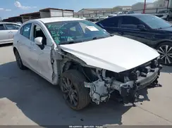 3MZBN1L33JM160813 2018 MAZDA 3