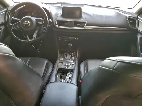 3MZBN1L33JM161900 2018 MAZDA 3 - Image 8
