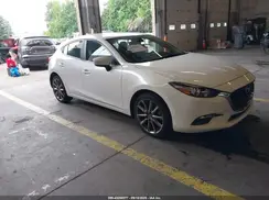3MZBN1L33JM179331 2018 MAZDA 3