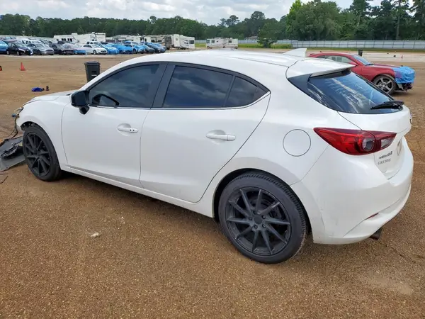 3MZBN1L33JM180530 2018 MAZDA 3 - Image 2
