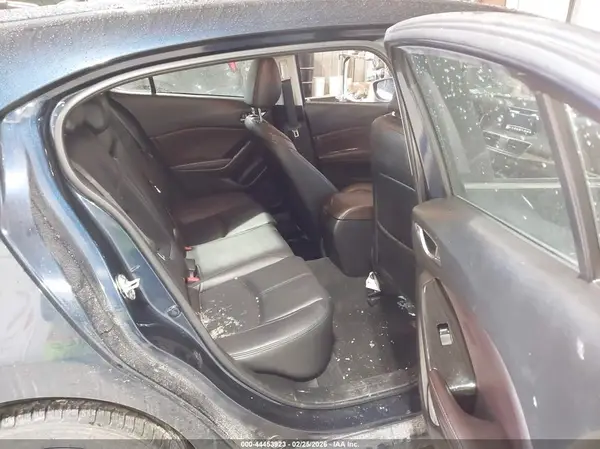 3MZBN1L33JM184223 2018 MAZDA 3 - Image 8