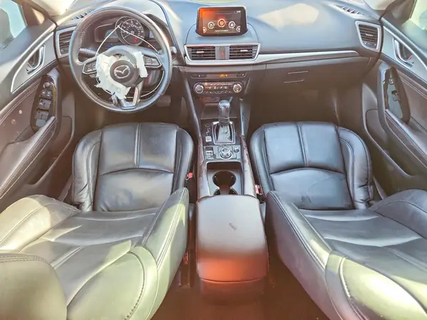 3MZBN1L33JM190992 2018 MAZDA 3 - Image 8