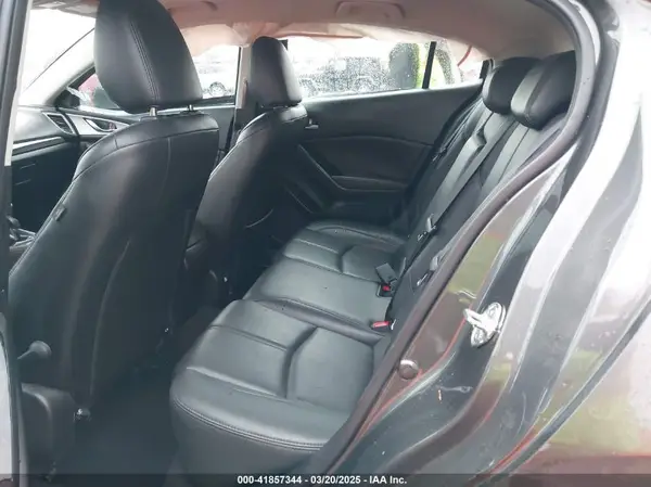 3MZBN1L33JM204700 2018 MAZDA 3 - Image 8
