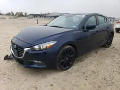 3MZBN1L33JM208259 2018 MAZDA 3