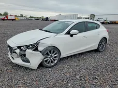 3MZBN1L33JM223991 2018 MAZDA 3