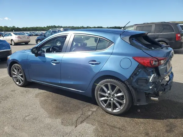 3MZBN1L33JM226244 2018 MAZDA 3 - Image 2