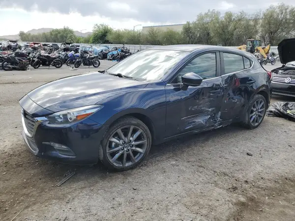 3MZBN1L33JM232884 2018 MAZDA 3 - Image 1