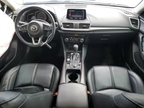 3MZBN1L33JM232884 2018 MAZDA 3 - Image 8