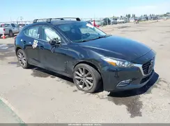 3MZBN1L33JM259406 2018 MAZDA 3