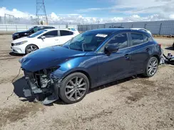 3MZBN1L33JM270101 2018 MAZDA 3