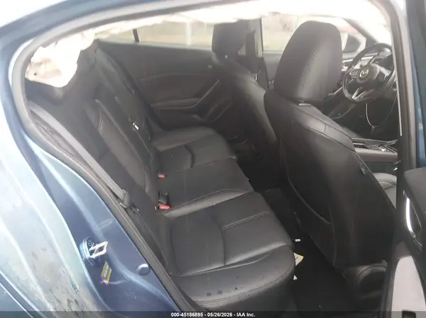 3MZBN1L33JM274102 2018 MAZDA 3 - Image 8