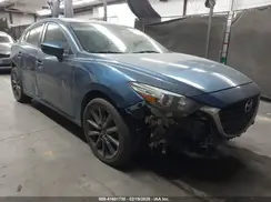 3MZBN1L33JM274729 2018 MAZDA 3