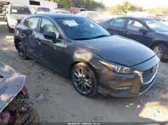 3MZBN1L33JM275587 2018 MAZDA 3