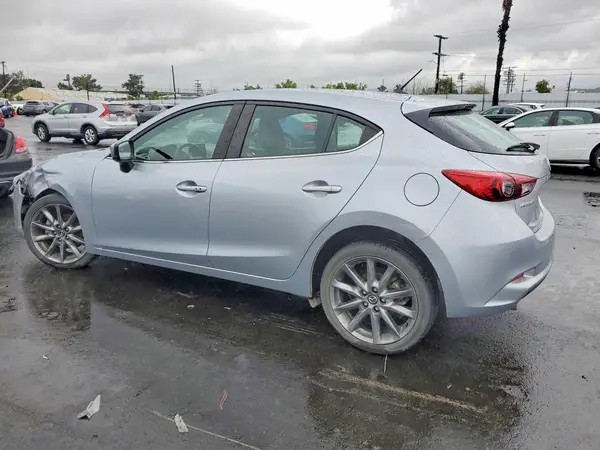 3MZBN1L34JM162781 2018 MAZDA 3 - Image 2