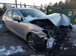 3MZBN1L34JM177376 2018 MAZDA 3