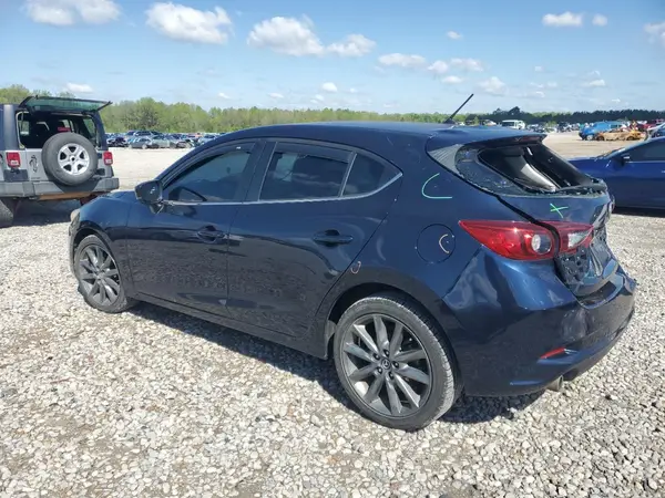 3MZBN1L34JM183176 2018 MAZDA 3 - Image 2