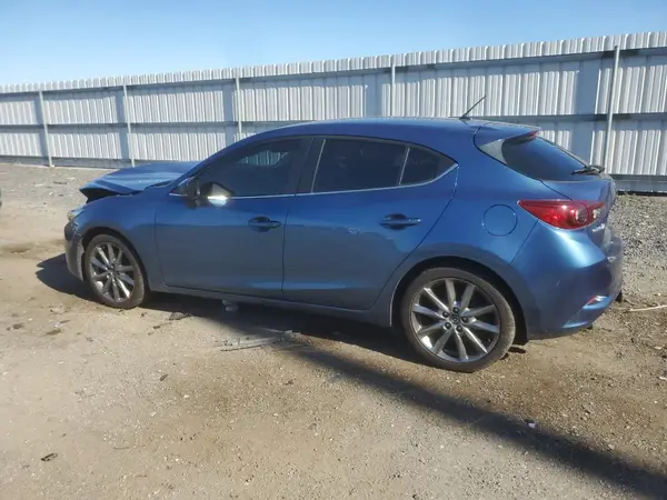 3MZBN1L34JM203958 2018 MAZDA 3 - Image 2