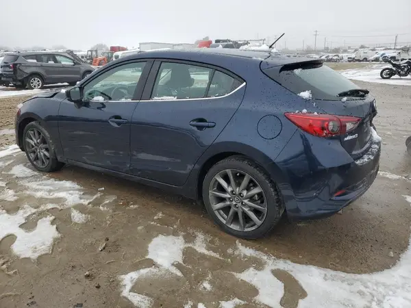 3MZBN1L34JM210800 2018 MAZDA 3 - Image 2