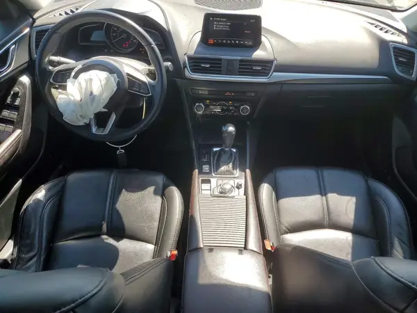 3MZBN1L34JM212398 2018 MAZDA 3 - Image 8