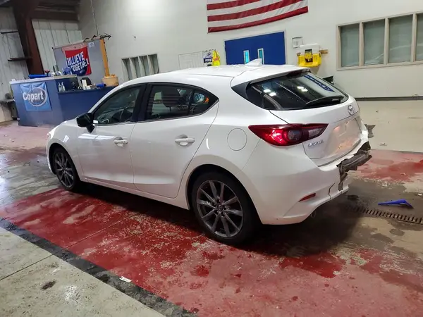 3MZBN1L34JM254764 2018 MAZDA 3 - Image 2