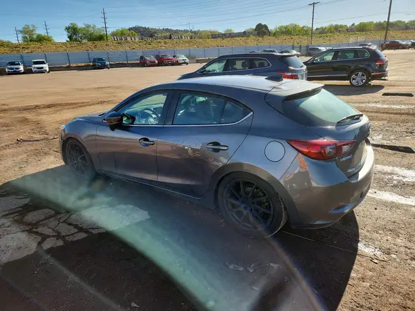 3MZBN1L34JM257633 2018 MAZDA 3 - Image 2
