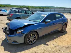 3MZBN1L34JM266252 2018 MAZDA 3