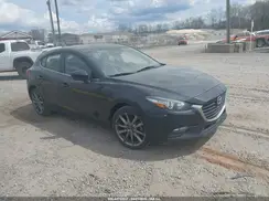 3MZBN1L34JM272441 2018 MAZDA 3