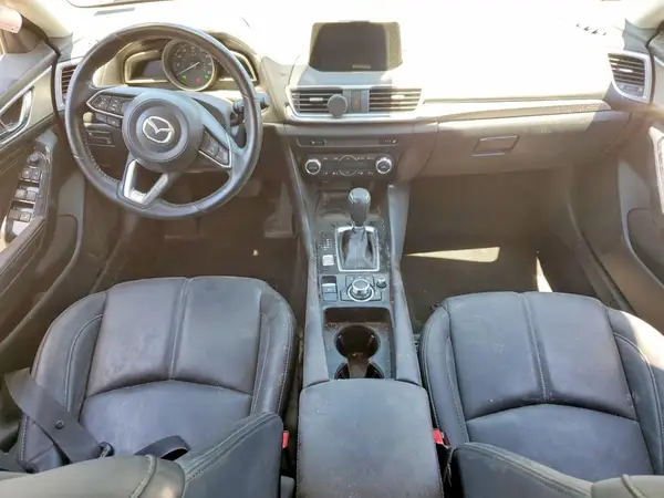 3MZBN1L34JM272777 2018 MAZDA 3 - Image 8
