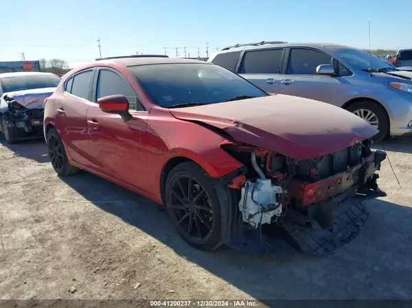 3MZBN1L35JM160697 2018 MAZDA 3 - Image 1
