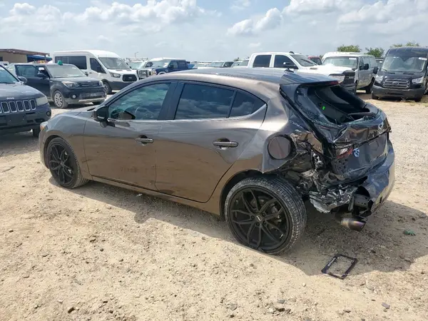 3MZBN1L35JM166774 2018 MAZDA 3 - Image 2