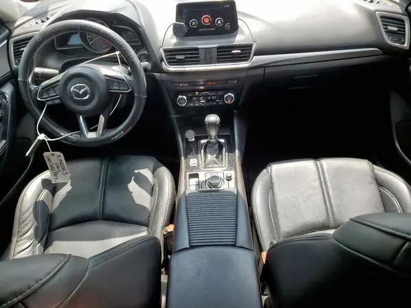 3MZBN1L35JM166774 2018 MAZDA 3 - Image 8