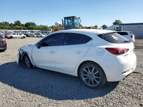 3MZBN1L35JM172025 2018 MAZDA 3 - Image 2