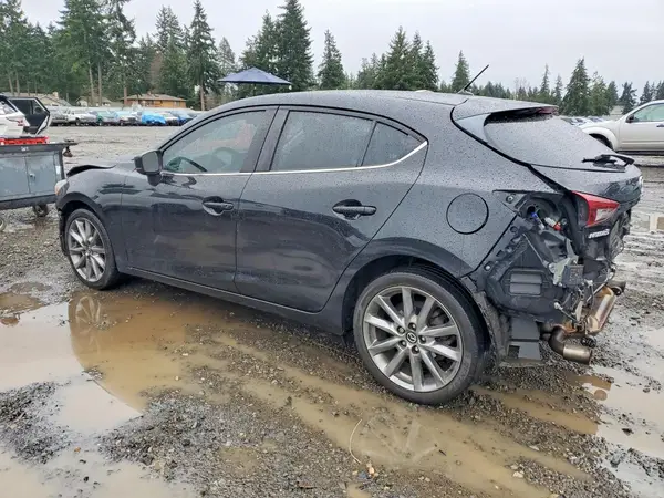 3MZBN1L35JM182845 2018 MAZDA 3 - Image 2
