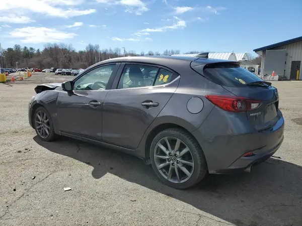 3MZBN1L35JM188368 2018 MAZDA 3 - Image 2