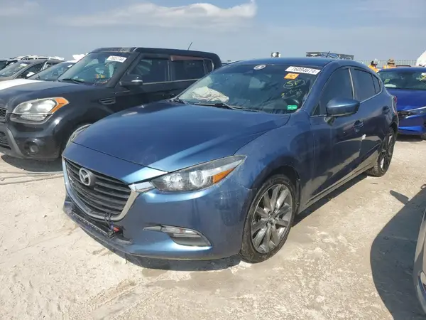3MZBN1L35JM193716 2018 MAZDA 3 - Image 1