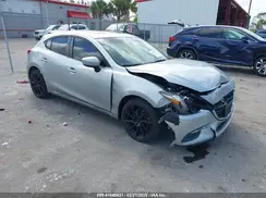 3MZBN1L35JM194266 2018 MAZDA 3