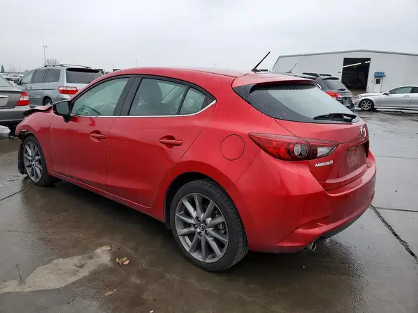 3MZBN1L35JM199015 2018 MAZDA 3 - Image 2