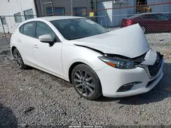 3MZBN1L35JM200339 2018 MAZDA 3