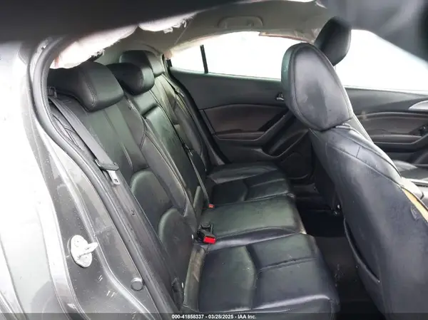 3MZBN1L35JM208666 2018 MAZDA 3 - Image 8