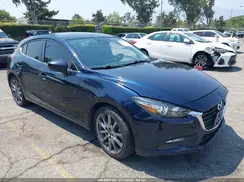 3MZBN1L35JM211177 2018 MAZDA 3