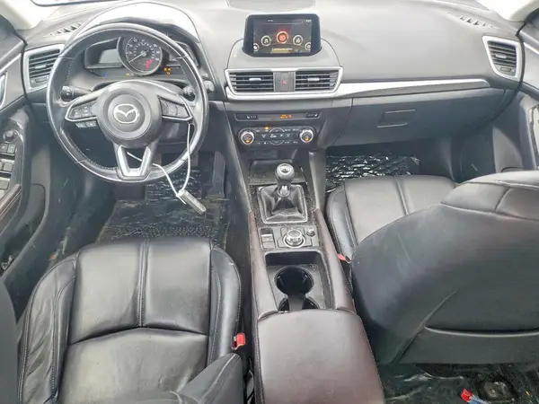 3MZBN1L35JM224110 2018 MAZDA 3 - Image 8