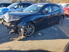 3MZBN1L35JM227900 2018 MAZDA 3