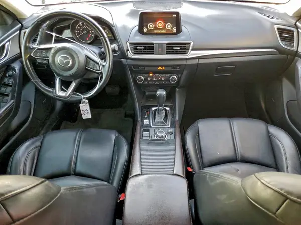 3MZBN1L35JM231218 2018 MAZDA 3 - Image 8