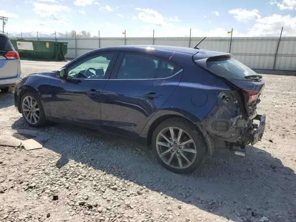 3MZBN1L35JM243224 2018 MAZDA 3 - Image 2