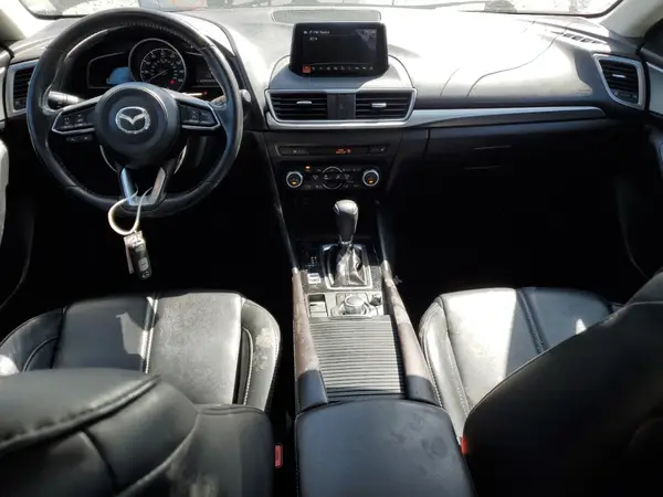3MZBN1L35JM243224 2018 MAZDA 3 - Image 8