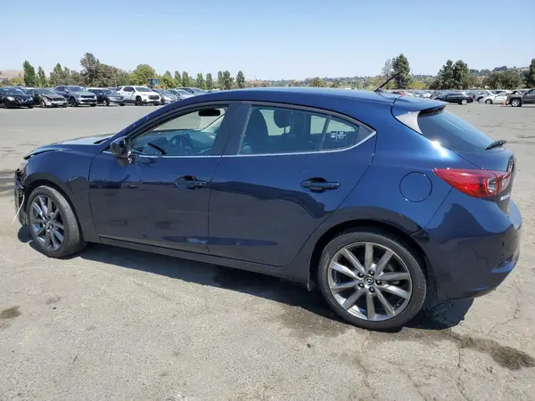 3MZBN1L35JM254532 2018 MAZDA 3 - Image 2