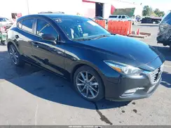 3MZBN1L35JM259455 2018 MAZDA 3