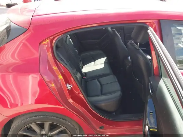 3MZBN1L35JM263389 2018 MAZDA 3 - Image 8