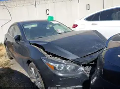 3MZBN1L35JM266597 2018 MAZDA 3