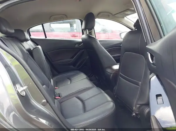 3MZBN1L35JM271525 2018 MAZDA 3 - Image 8